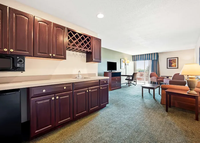 Western Hotel 3*